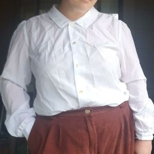 Vintage 70s White lace collar button down shirt / blouse.